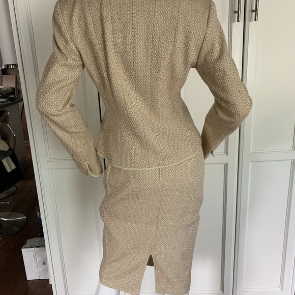 Tahari 6 cream bone tan suit jacket skirt - Picture 4 of 7